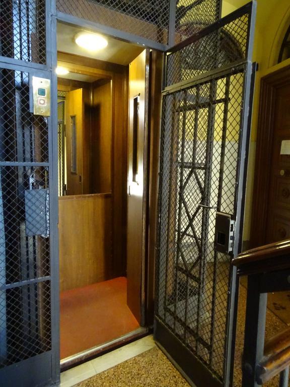 Affittacamere Mazzini ローマ エクステリア 写真